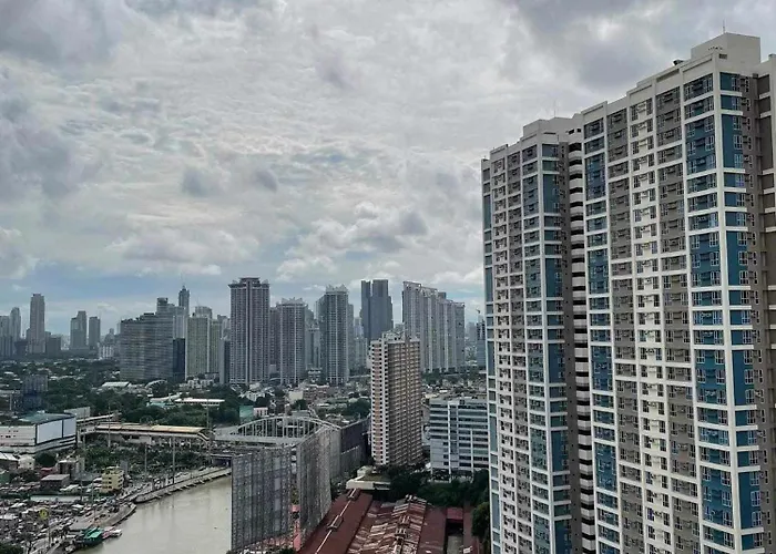 203tower2 Sunshine100 Pioneer Near Robinsoncybergate3 Edsa Boni Mrt *