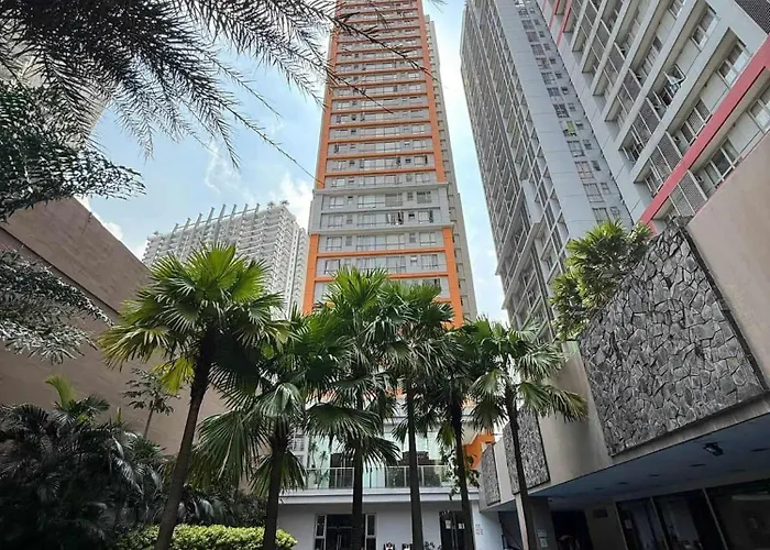 203tower2 Sunshine100 Pioneer Near Robinsoncybergate3 Edsa Boni Mrt